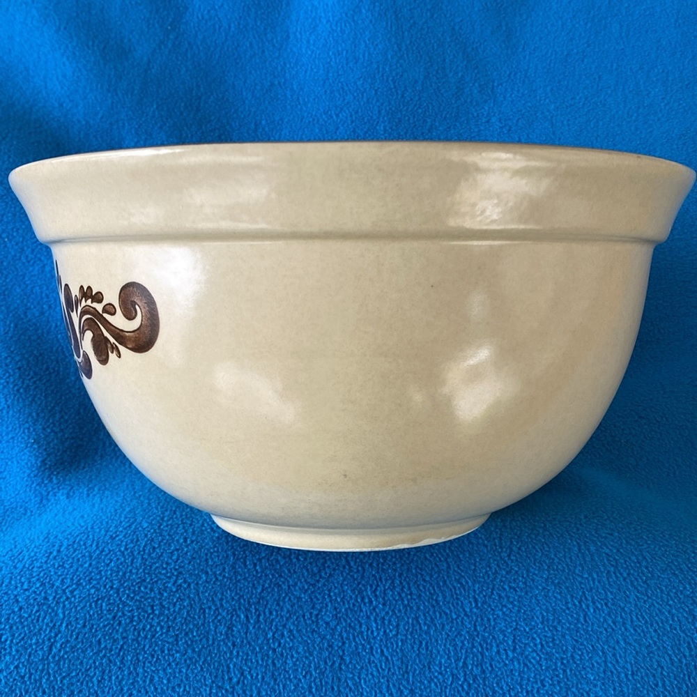 Pfaltzgraff Village Large Mixing Bowl 3 Quart Vintage - Picture 2 of 6